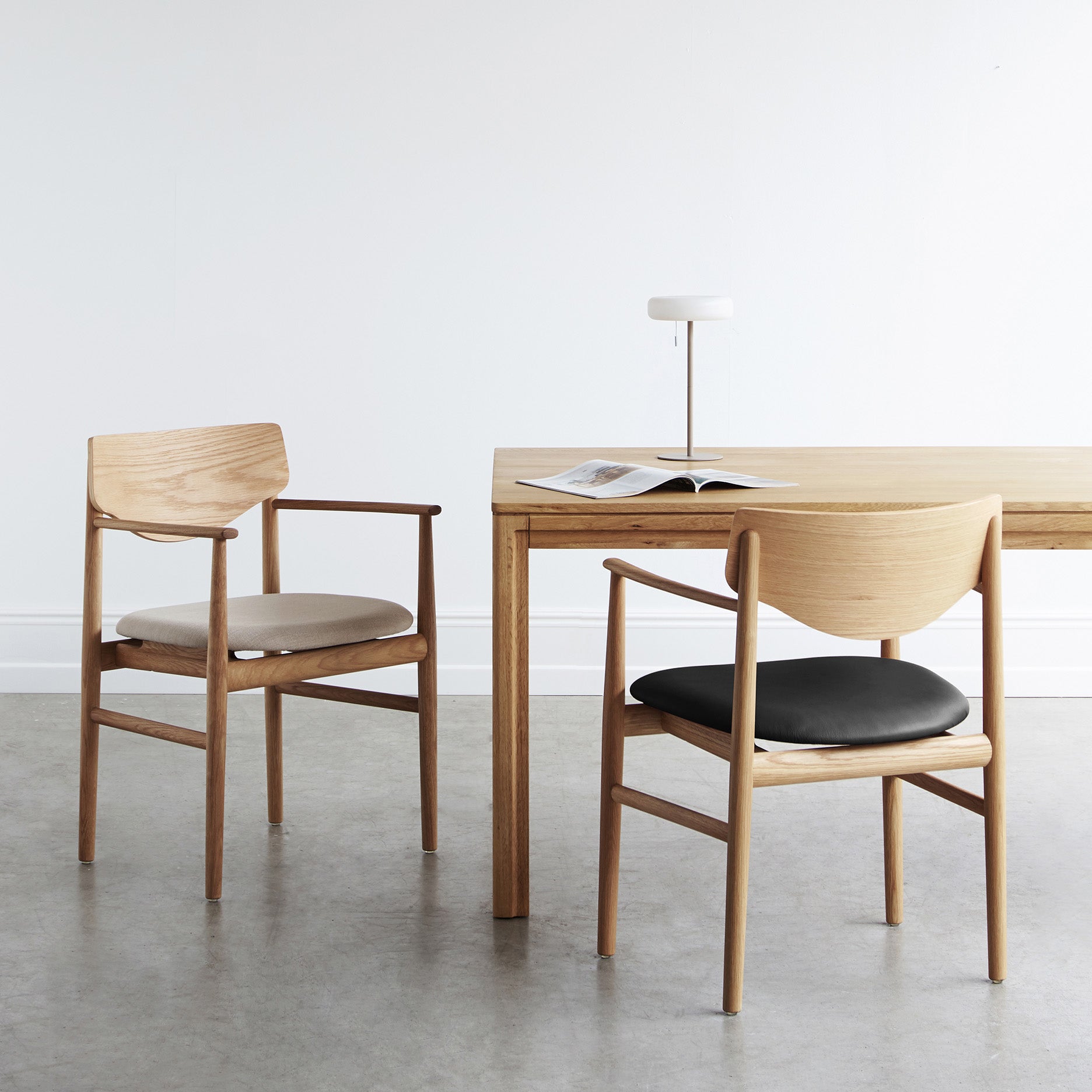 Celeste Esszimmerstuhl mit Armlehnen - Leder